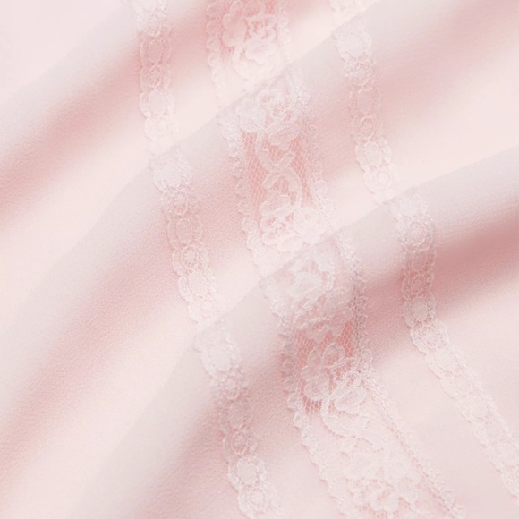 ARITZIA Wilfred Butterfly Blouse in Talc Pink, Size M - Picture 5 of 6